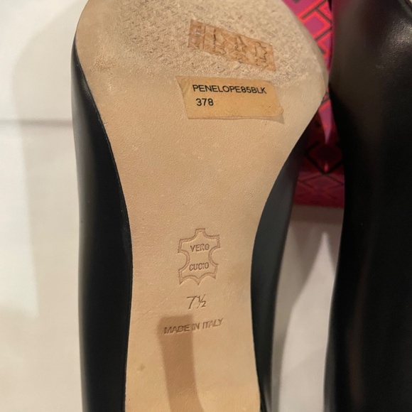 Tory Burch 3 1/2 inch high heel - Picture 5 of 8